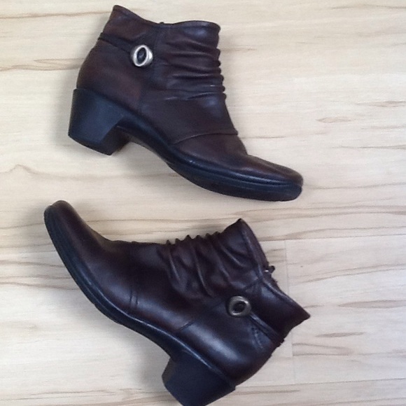 earth origins natalie bootie